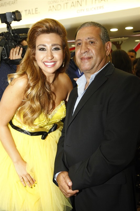 Avant Premiere of  Helwi ktir w Kezabi